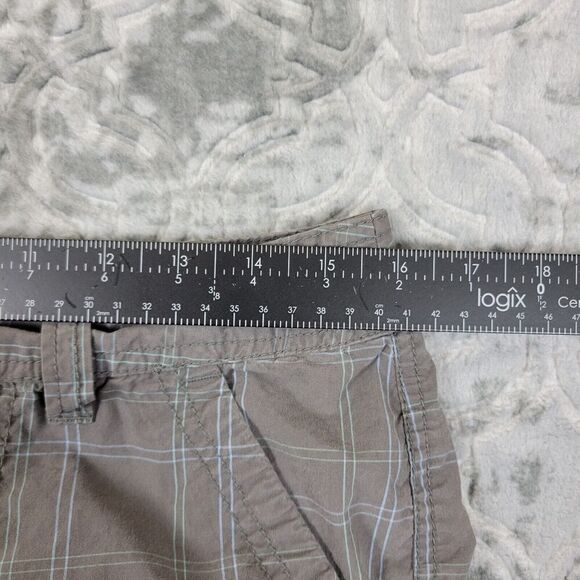 Life Is Good Cargo Shorts Women’s 8 Gray Plaid Bermuda Tie Bottoms Pockets - Picture 6 of 8